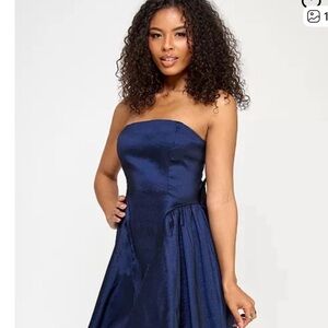 Emerald Sundae Trendy Strapless Taffeta Dress